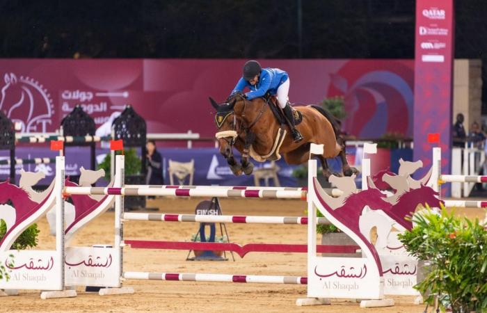 تواصل كأس الاتحاد القطري للفروسية بمشاركة واسعة ومنافسات قوية