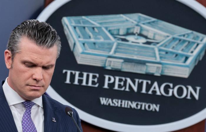 إقالة
      هيغسيث
      لرئيس
      أركان
      الجيش
      عُدّت
      تكريساً
      لقاعدة
      الولاء
      لا
      الكفاءة