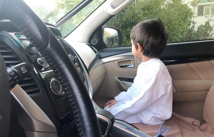 وزارة الداخلية تقدم 6 نصائح لسلامة الأطفال والعمر المناسب للجلوس بالمقاعد الأمامية للسيارات