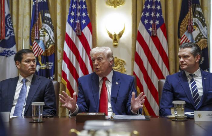 إقالة
      هيغسيث
      لرئيس
      أركان
      الجيش
      عُدّت
      تكريساً
      لقاعدة
      الولاء
      لا
      الكفاءة