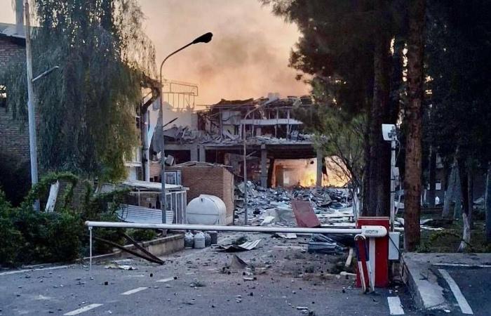 العثور
      على
      رفات
      بشري
      على
      متن
      سفينة
      تايلاندية
      تعرضت
      لهجوم
      قرب
      مضيق
      هرمز