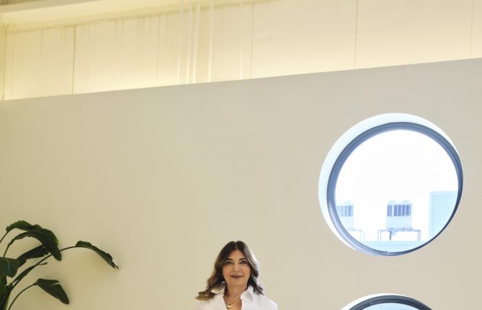 ندى دبس تعيد إحياء مسجد تاريخي عمره 251 عامًا كفضاء للحرف في أوزبكستان