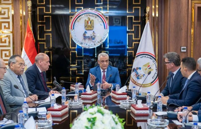 رئاسة
      إثيوبيا
      لـ«مجلس
      السلام»
      الأفريقي...
      «اختبار
      صعب»
      لإدارة
      «قضايا
      حاسمة»