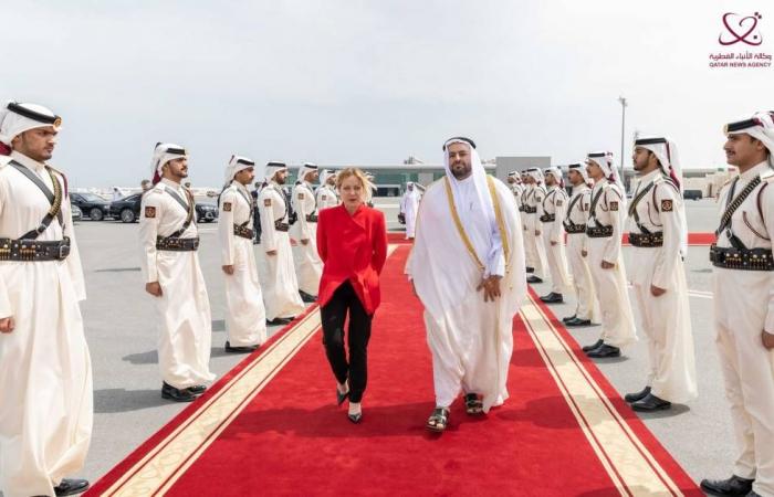 رئيسة الوزراء الإيطالية تغــادر الــــدوحــــــة