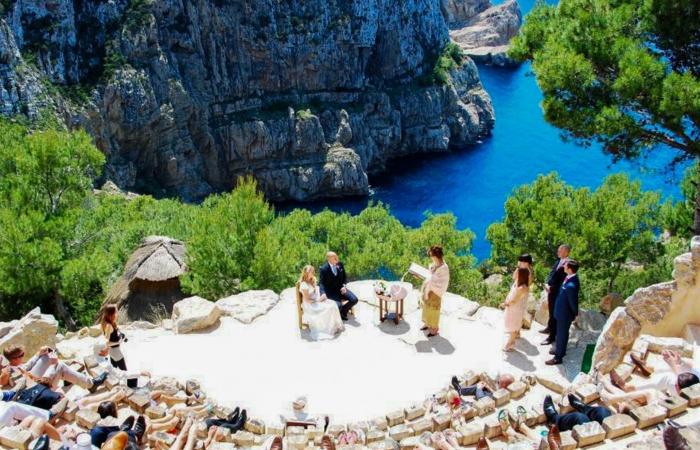 بين الصدفة والقدر.. قصة حب انتصرت على الفراق ومرور الزمن