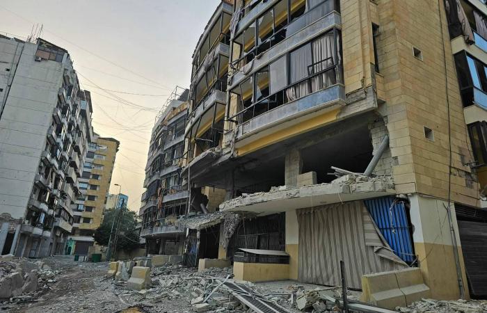 إندونيسيا
      تحث
      مجلس
      الأمن
      على
      التحقيق
      بعد
      إصابة
      جنودها
      بقوات
      حفظ
      السلام
      في
      لبنان