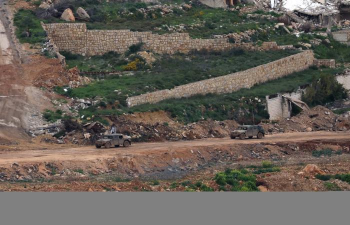 حرب
      إسناد
      «حزب
      الله»
      لإيران:
      ساحة
      ضغط
      موازية
      وأثمان
      داخلية
      متصاعدة