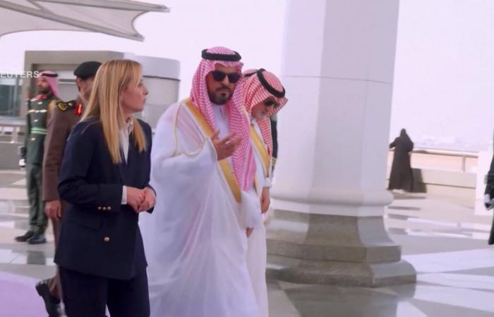 "نختلف مع أمريكا فيما يحدث".. رئيسة وزراء إيطاليا بالخليج رغم الحرب الدائرة