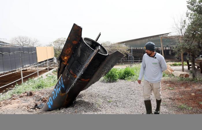 روسيا
      تباشر
      إجلاء
      198
      عاملاً
      من
      محطة
      بوشهر
      النووية
      في
      إيران