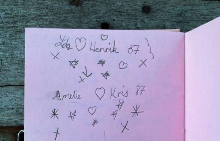 بين الصدفة والقدر.. قصة حب انتصرت على الفراق ومرور الزمن