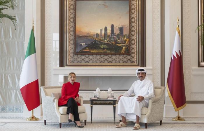 سمو الأمير ورئيسة وزراء إيطاليا يستعرضان الأوضاع الإقليمية والدولية