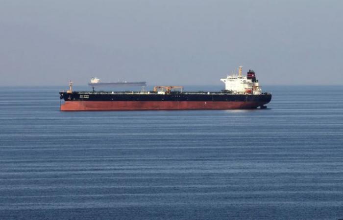 إيران تعلن عن تطور جديد بشأن مرور سفن السلع الأساسية عبر مضيق هرمز