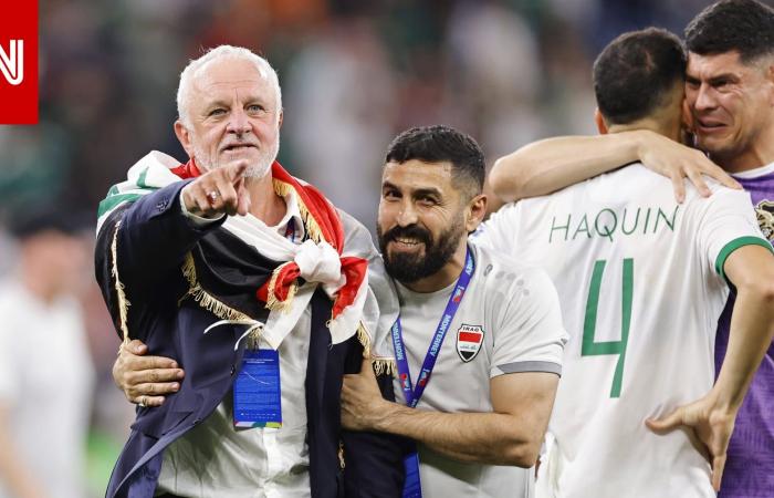 متابعة: تصرف "لافت" من الجالية العراقية في أستراليا مع المدرب غراهام أرنولد