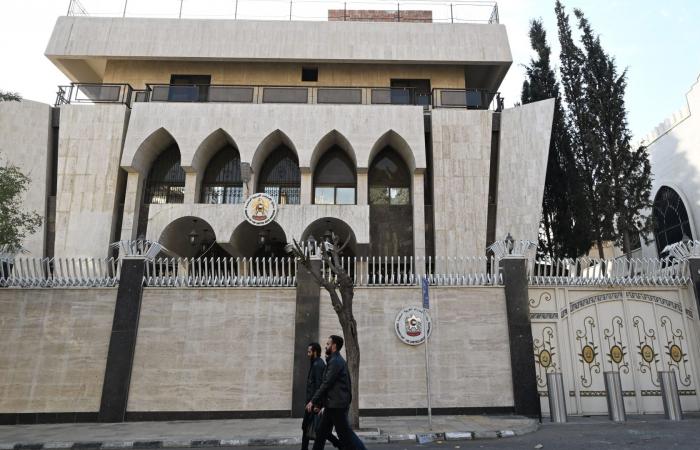 هكذا علقت السعودية ومصر والأردن على محاولة "تخريب" سفارة الإمارات بدمشق