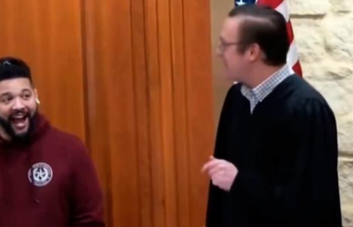 بعد انتشار فيديو توبيخه لموظف.. استدعاء محامٍ للمحكمة بعد انتقاد سلوك قاض