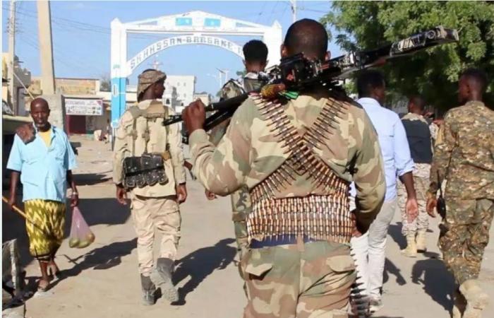 محاولة
      اغتيال
      رئيس
      الصومال...
      رسالة
      تصعيد
      وسط
      أزمة
      سياسية