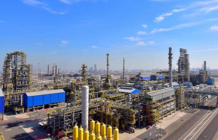 وزير
      الخارجية
      السعودي
      يناقش
      في
      اتصالات
      هاتفية
      مستجدات
      المنطقة