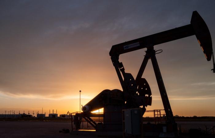 ارتفاع أسعار النفط بعد تهديدات ترامب بشأن مضيق هرمز