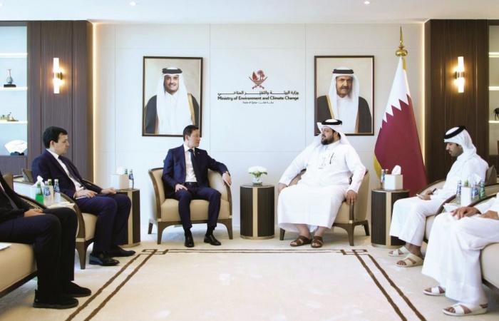 وكيل «البيئة» يجتمع مع سفير أوزبكستان
