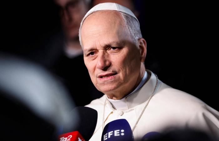 أكثر
      من
      70
      مفقوداً
      بعد
      غرق
      قارب
      ينقل
      مهاجرين
      في
      المتوسط