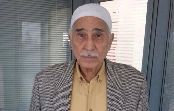 تعاطف
      في
      مصر
      مع
      عبد
      الرحمن
      أبو
      زهرة
      إثر
      تدهور
      صحته