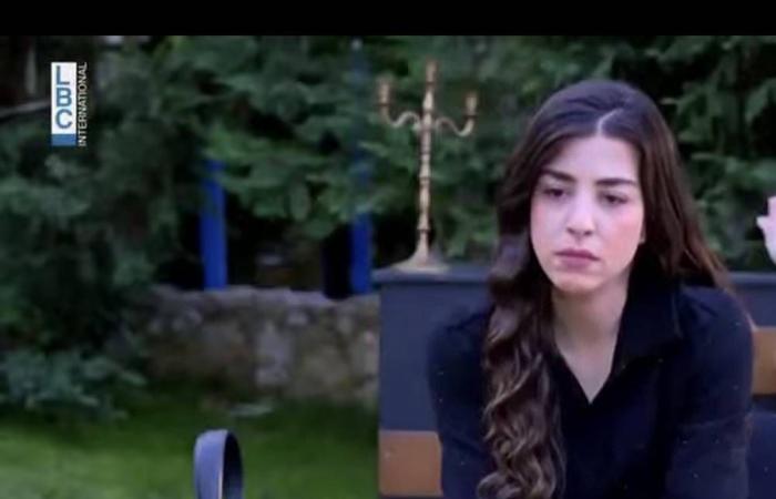 رهف
      عبد
      الله:
      دوري
      في
      «سر
      وقدر»...
      رسالة
      تُعزِّز
      ثقة
      المرأة
      بنفسها