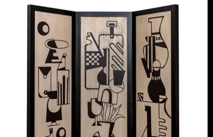 هندسة
      الألوان
      وفلسفة
      الخطوط
      في
      معرض
      فني
      بالقاهرة