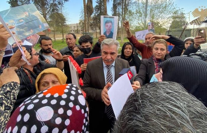 لبنان
      عاجز
      عن
      مواجهة
      أزمة
      النزوح
      المتفاقمة