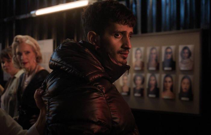 عمل
      سعودي
      جديد
      يبحث
      عن
      صيغة
      تجمع
      بين
      المتناقضات