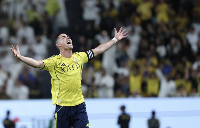 الدوري
      السعودي:
      النصر
      سيخوض
      7
      مواجهات
      حاسمة
      على
      «طريقة
      الكؤوس»