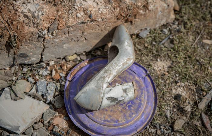 سعادة طُمِرت تحت الركام.. مصوّرة إيرلنديّة توثّق حياة الأطفال المدمرة في لبنان