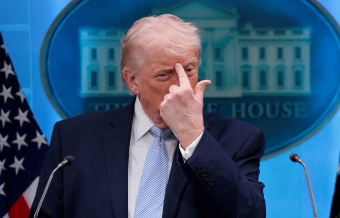 حرب
      إيران
      تصعد
      المواجهة
      بين
      ترمب
      والديمقراطيين