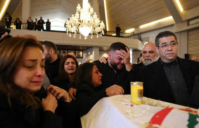 لبنان
      يعزز
      إجراءاته
      الأمنية
      «لطمأنة
      المواطنين»
      إثر
      توترات
      داخلية