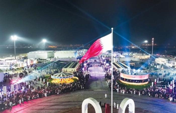 الكاتب محمد الجفيري لـ "الشرق": الوطن قادر على تجاوز التحديات بنجاح واقتدار