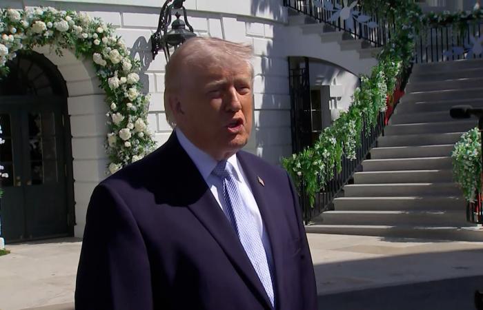 "حمقى".. شاهد رد فعل ترامب على معارضي الحرب مع إيران