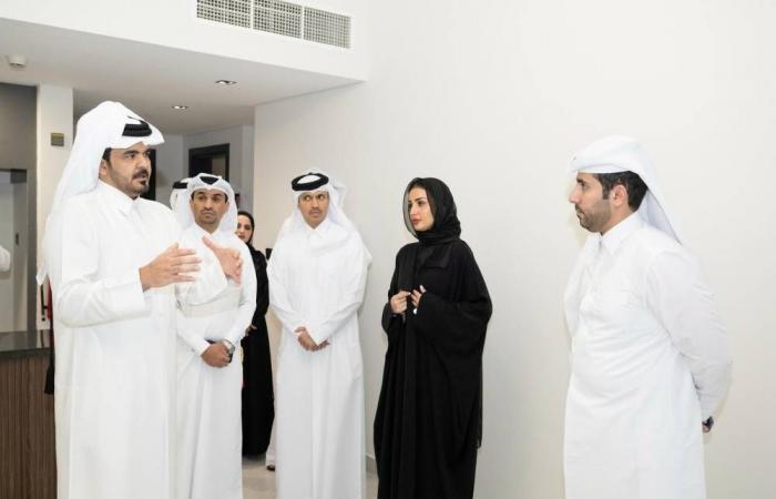 الشيخ جوعان يتفقد مشروع «قرية الرياضيين»