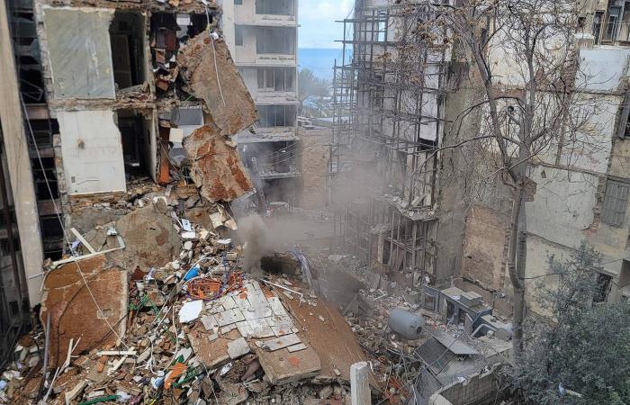 خنق
      غزة
      يُفسِدُ
      الجيش
      الإسرائيلي