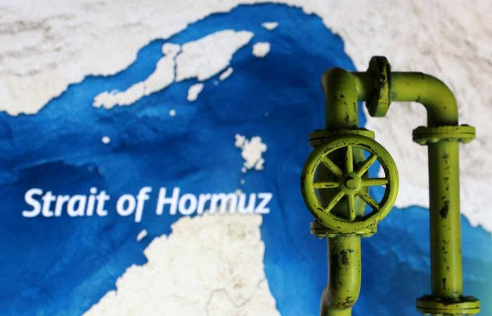 «صندوق
      النقد
      الدولي»:
      الحروب
      تُكبّد
      الدول
      خسائر
      اقتصادية
      فادحة
      ومستمرة