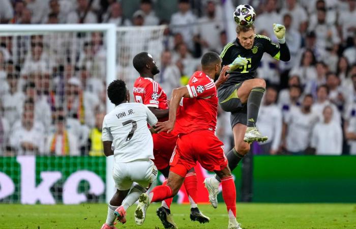 سرقة
      منزل
      حبيب
      باي
      مدرب
      مارسيليا
      الفرنسي