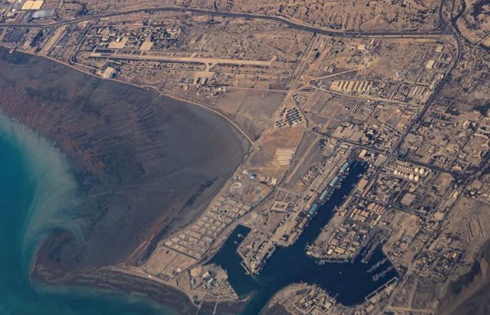 حركة محدودة في مضيق هرمز بعد مرور ساعات على إعلان وقف إطلاق النار