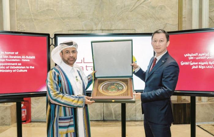 أوزبكستان تكرم د. خالد السليطي