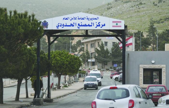 سوريا
      تُعيد
      الوصل
      البري
      مع
      لبنان
      والجوي
      مع
      العالم