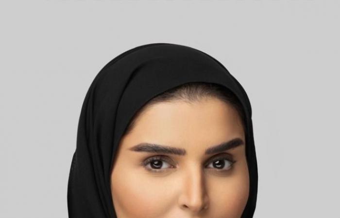 وزير الدولة للتعاون الدولي تتلقى اتصالاً هاتفياً من وزيرة فرنسية