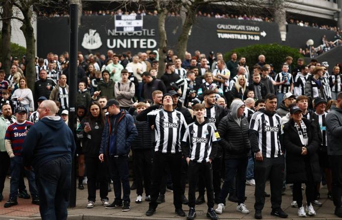 أربيلوا:
      ريال
      مدريد
      بنى
      تاريخه
      على
      تجاوز
      التحديات
      الكبرى