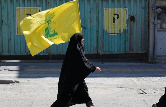 استباحة
      إسرائيل
      لبيروت
      تُسقط
      الطمأنة
      الإيرانية
      إلى
      شمول
      لبنان
      بالاتفاق