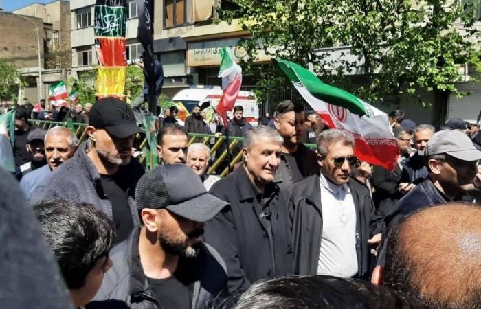 محادثات
      باكستان
      على
      خيط
      هدنة
      هش...وخلافات
      تتصاعد