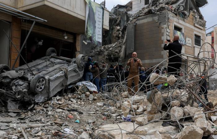 واشنطن
      تطلق
      محادثات
      لبنانية
      -
      إسرائيلية
      هاتفياً