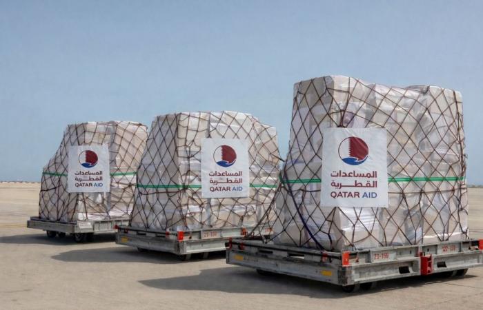 وصول الرحلة الأولى من الجسر الجوي القطري لإغاثة المتضررين في لبنان