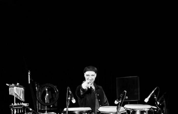 مصطفى
      تمساح
      لـ«الشرق
      الأوسط»:
      الصدق
      يعرقل
      النجاح
      فنياً