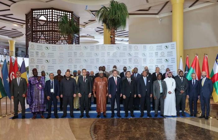 مالي
      تعلن
      تأييدها
      خطة
      المغرب
      للحكم
      الذاتي
      في
      الصحراء